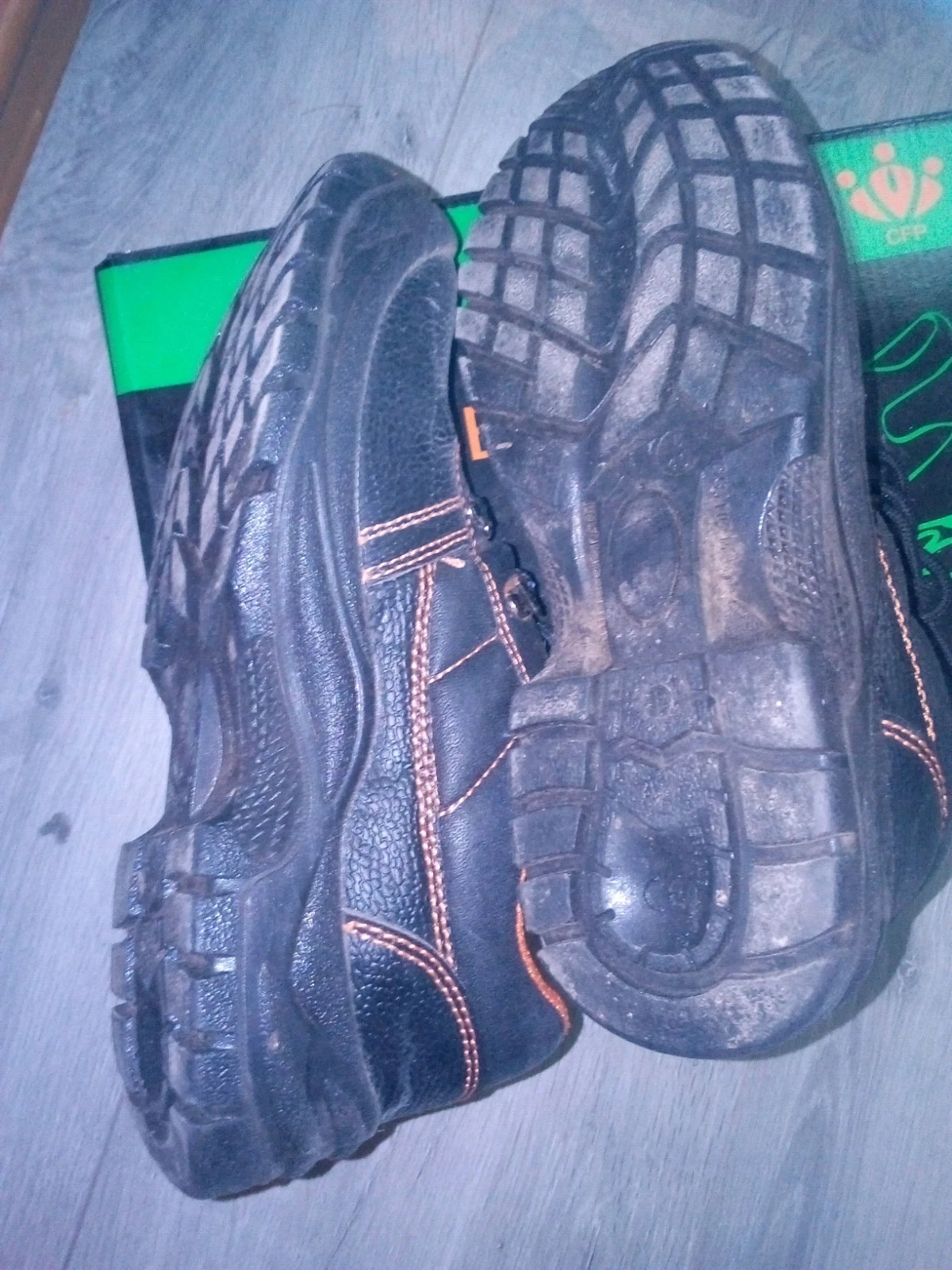 Chaussures sécurité t40 neuves – photo 3